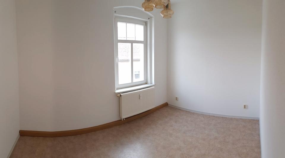 Etagenwohnung Löbau - 2 Zimmer, 51 m&sup2;, 230&euro; | Angebot:26019589