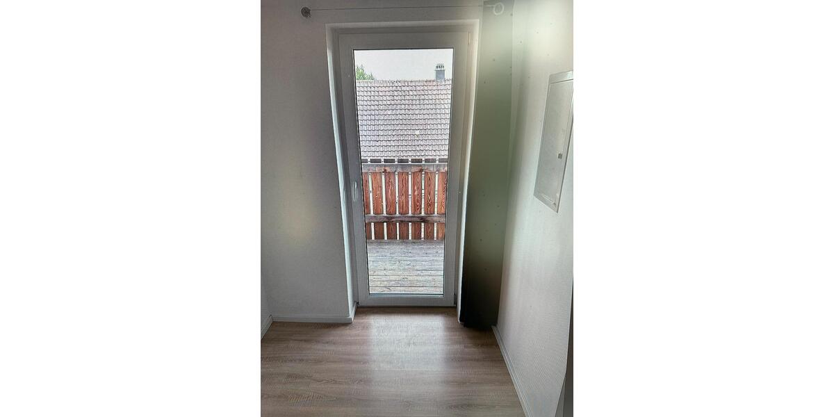 Wohnen auf Zeit Ettringen - 3 Zimmer, 90 m&sup2;, 700&euro; | Angebot:24274685