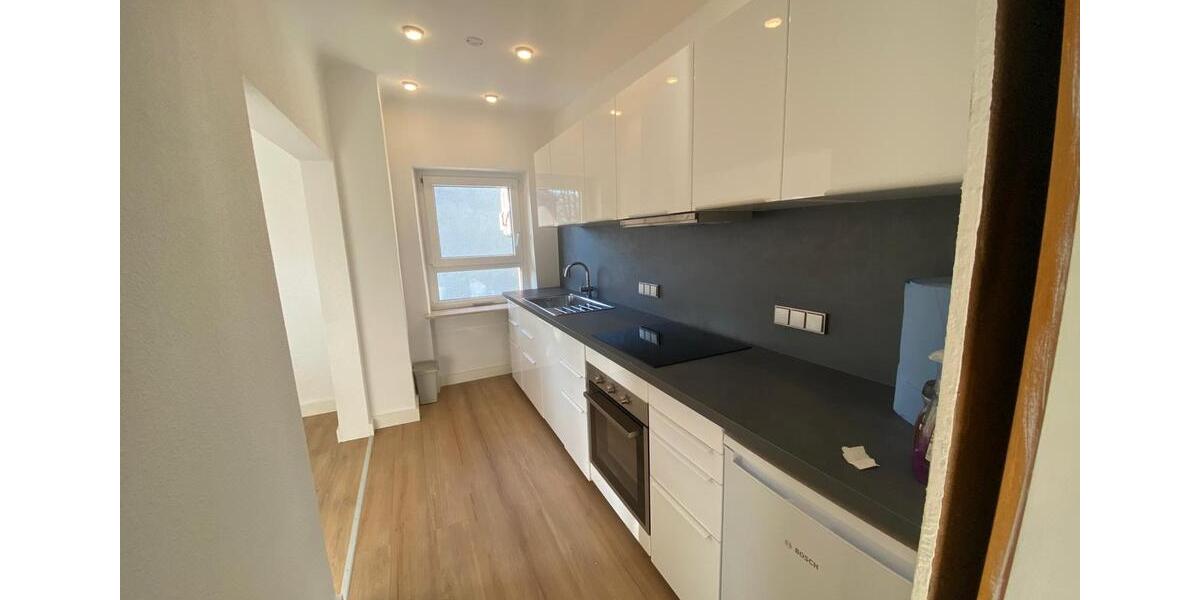 Etagenwohnung Lohr am Main - 7 Zimmer, 150 m&sup2;, 1.350&euro; | Angebot:25964311