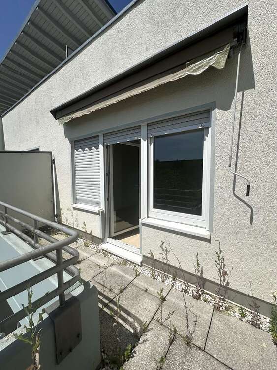 ++Aktuell in Sanierung!!! 3-RW mit Balkon und 2 Badezimmer++ 3 zimmer