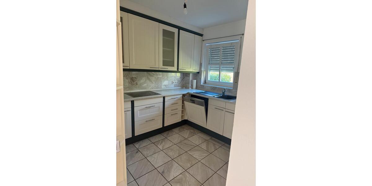 Reihenhaus Geisenheim - 3 Zimmer, 140 m&sup2;, 1.500&euro; | Angebot:25901036