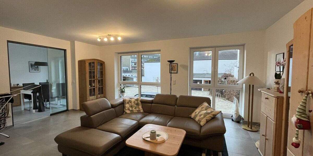 Etagenwohnung Osnabrück Innenstadt - 3 Zimmer, 87 m&sup2;, 1.255&euro; | Angebot:23947232