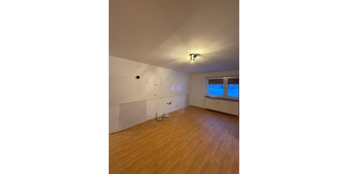 Erdgeschoßwohnung Flieden - 4 Zimmer, 120 m&sup2;, 850&euro; | Angebot:24773449