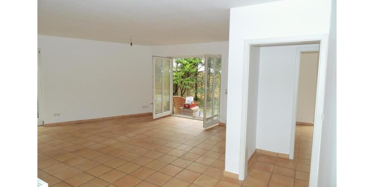 Erdgeschoßwohnung Hamburg Altona - 3 Zimmer, 121 m&sup2;, 2.825&euro; | Angebot:26689190