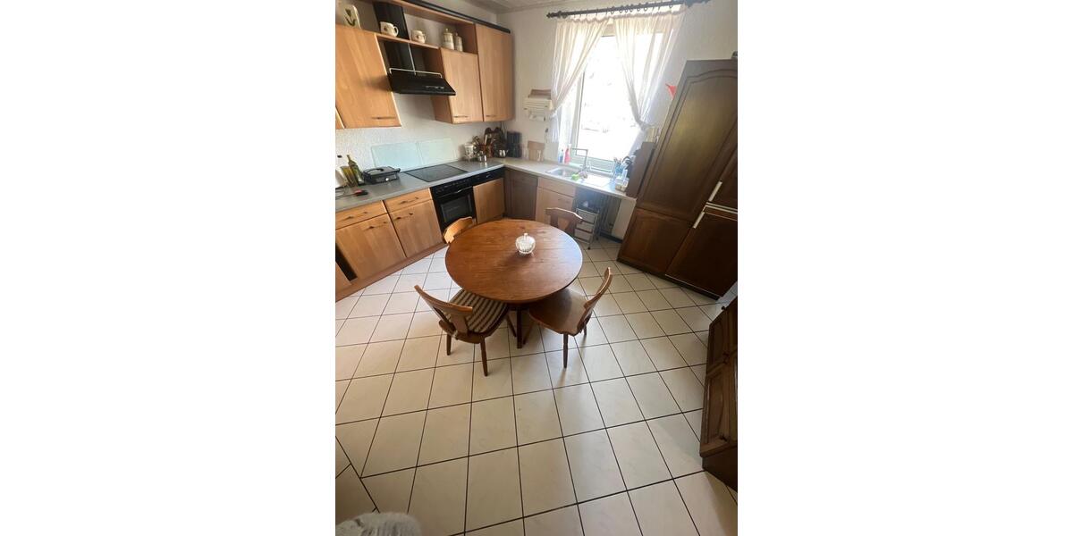 Erdgeschoßwohnung Homburg - 2 Zimmer, 80 m&sup2;, 1.000&euro; | Angebot:26447619