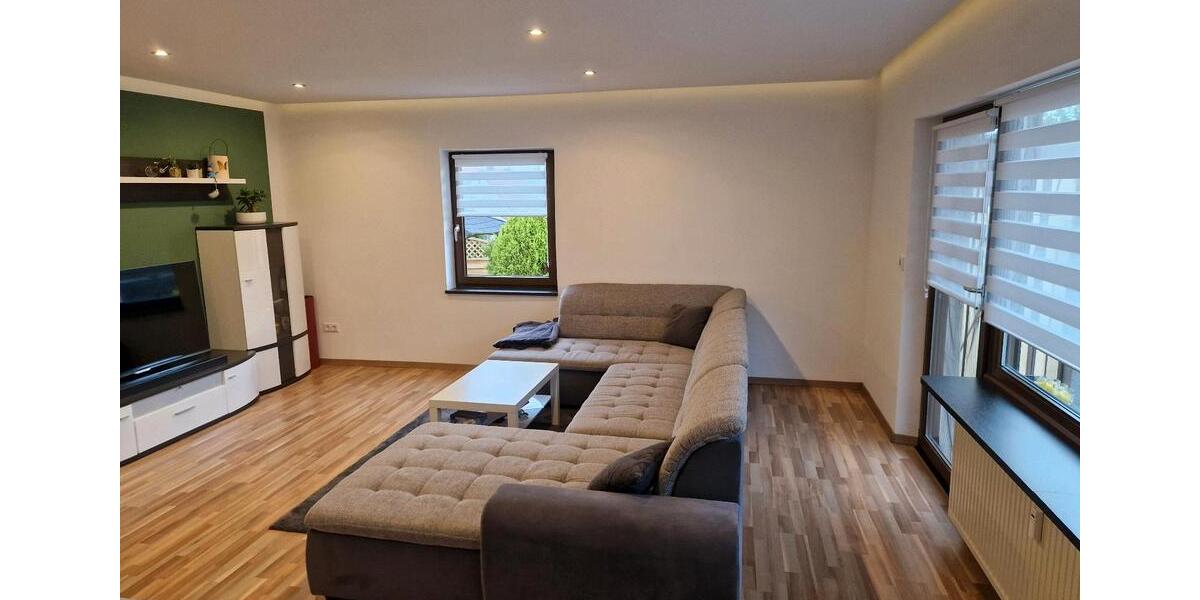 2-Zimmer-Wohnung im Erdgeschoss mit Kamin und großen Garten 2 zimmer