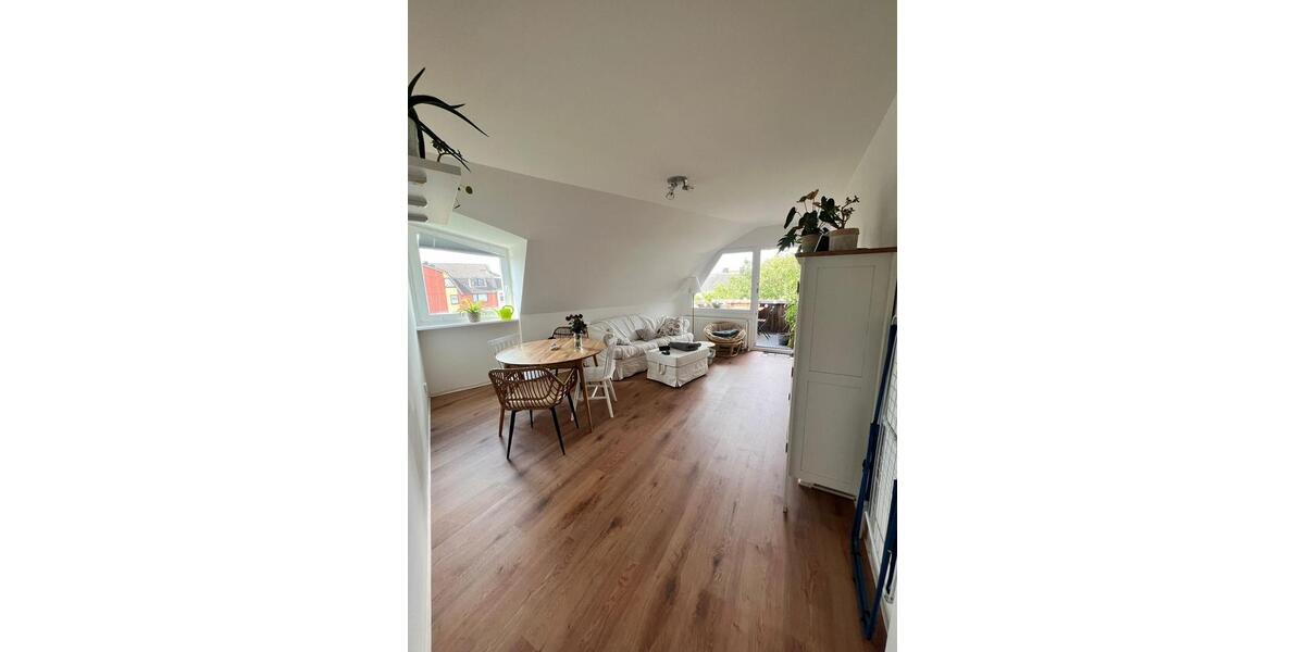 Dachgeschoßwohnung Hamburg Hamburg-Mitte - 2 Zimmer, 48 m&sup2;, 720&euro; | Angebot:26670303