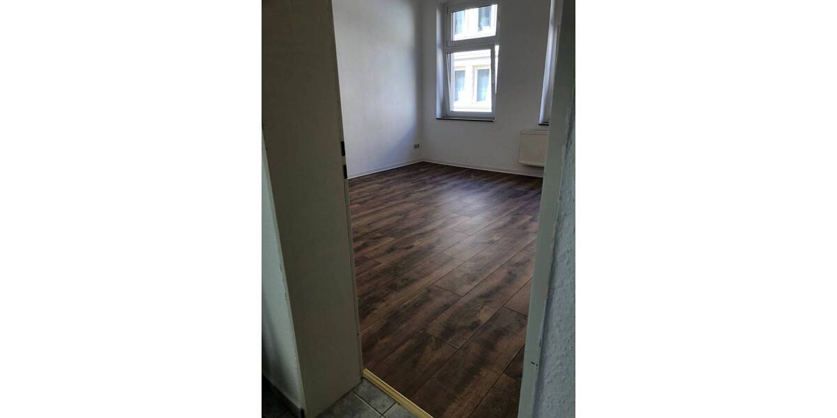 Etagenwohnung Dessau-Roßlau Innenstadt - 2 Zimmer, 53 m&sup2;, 350&euro; | Angebot:26583169