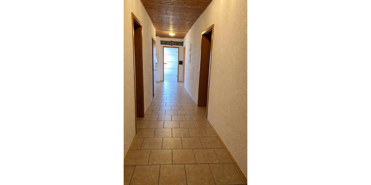 Erdgeschoßwohnung Passau Auerbach - 5 Zimmer, 121 m&sup2;, 940&euro; | Angebot:26422211