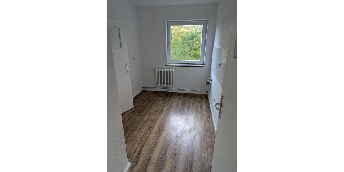 Etagenwohnung Wilhelmshaven Altengroden - 4 Zimmer, 80 m&sup2;, 600&euro; | Angebot:26518161