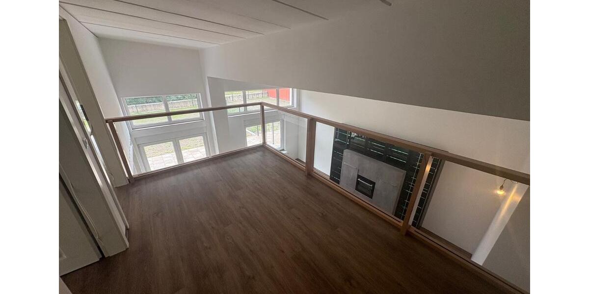 Loft - Studio - Atelier Hoyerswerda - 4 Zimmer, 160 m&sup2;, 1.900&euro; | Angebot:23710133
