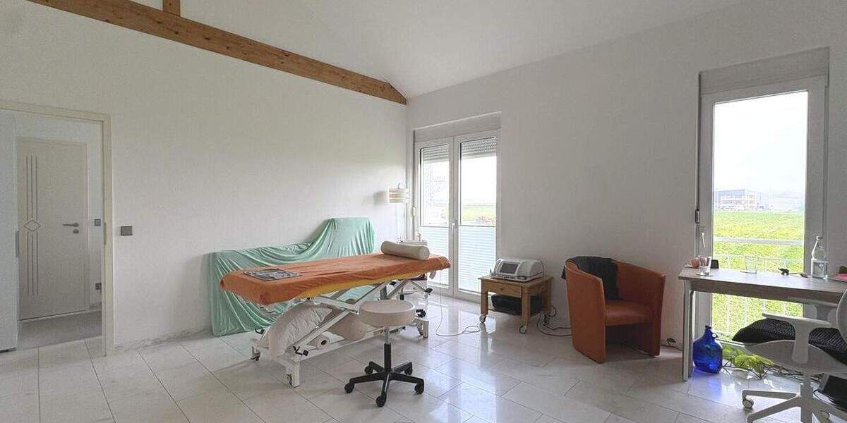 Gewerbeobjekt Ammerbuch Altingen - 2.200&euro; | Angebot:24486959