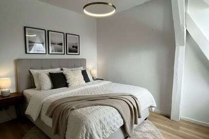 Haus Gräfenhainichen - 3 Zimmer, 70 m&sup2;, 700&euro; | Angebot:24954184