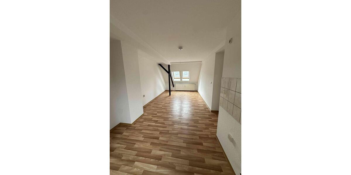 Dachgeschoßwohnung Plauen Altstadt - 1.5 Zimmer, 41 m&sup2;, 208&euro; | Angebot:26422132