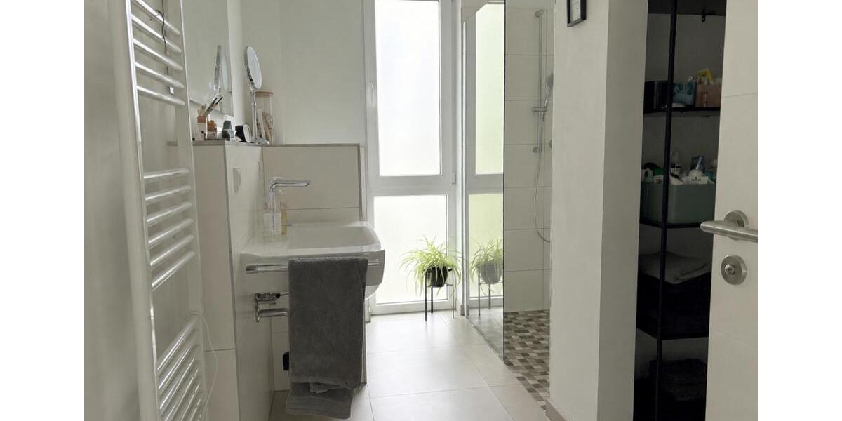 Etagenwohnung Bad Oeynhausen Dehme - 2 Zimmer, 80 m&sup2;, 836&euro; | Angebot:26565246