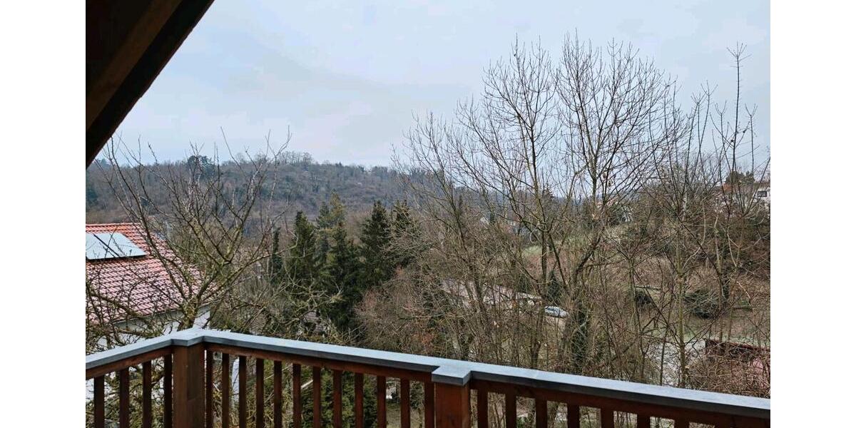 2 Zimmer Dachgeschosswonhung in ruhiger Lage 2 zimmer