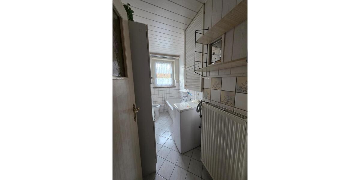 Etagenwohnung Nienburg (Saale) - 2 Zimmer, 50 m&sup2;, 415&euro; | Angebot:26123974