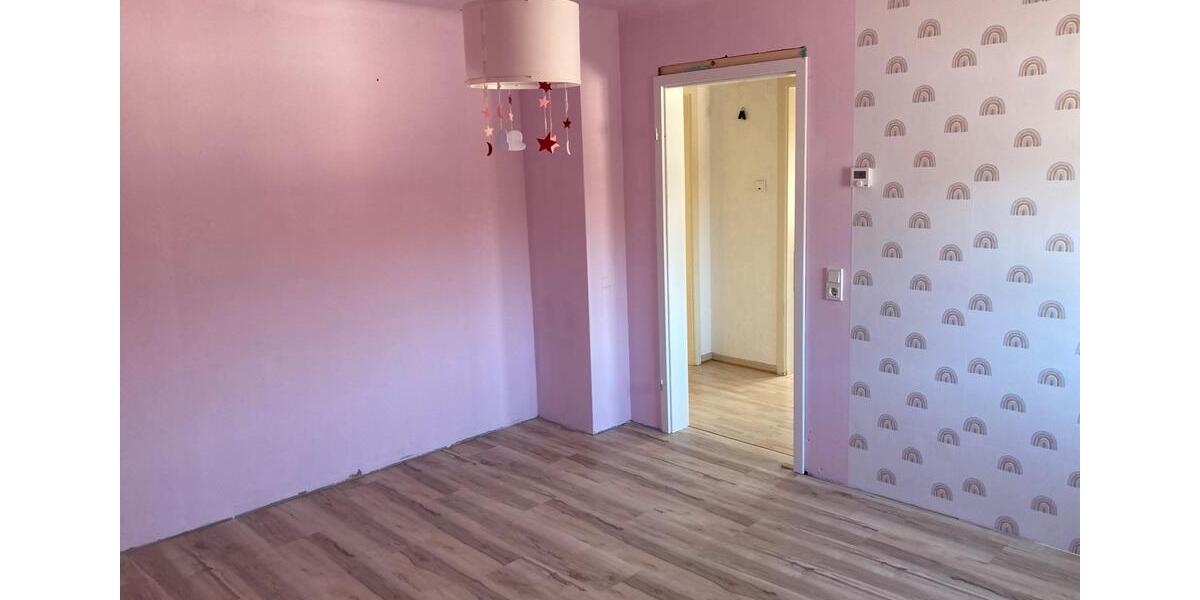 Dachgeschoßwohnung Spiesen-Elversberg Elversberg - 2 Zimmer, 60 m&sup2;, 450&euro; | Angebot:25294835