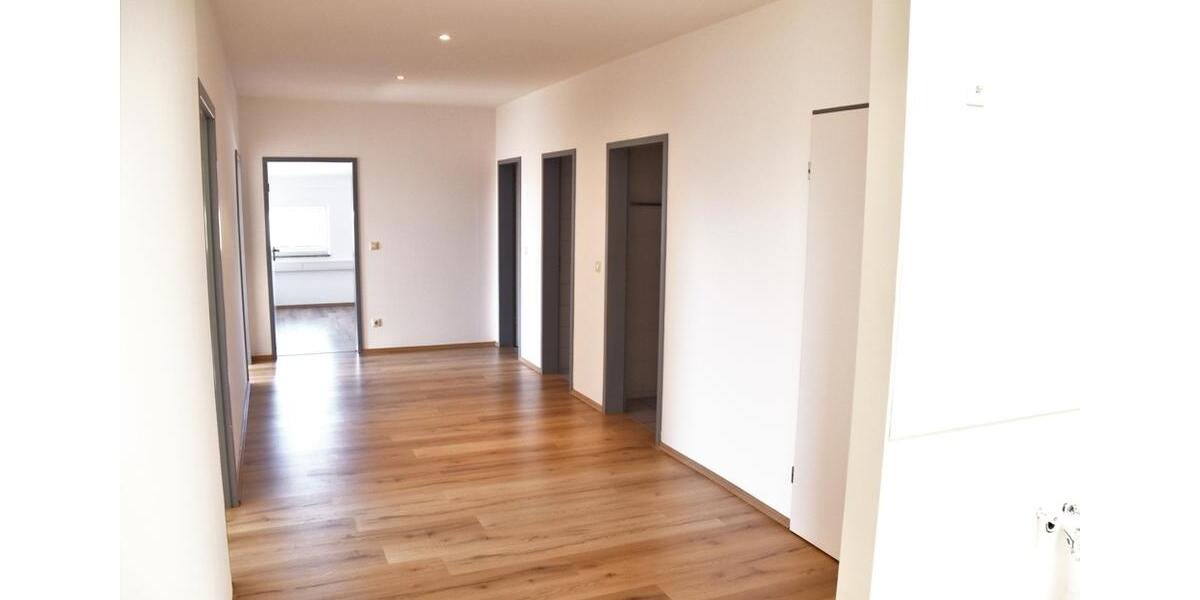 Gewerbeobjekt Karlskron - 1.000&euro; | Angebot:23120228