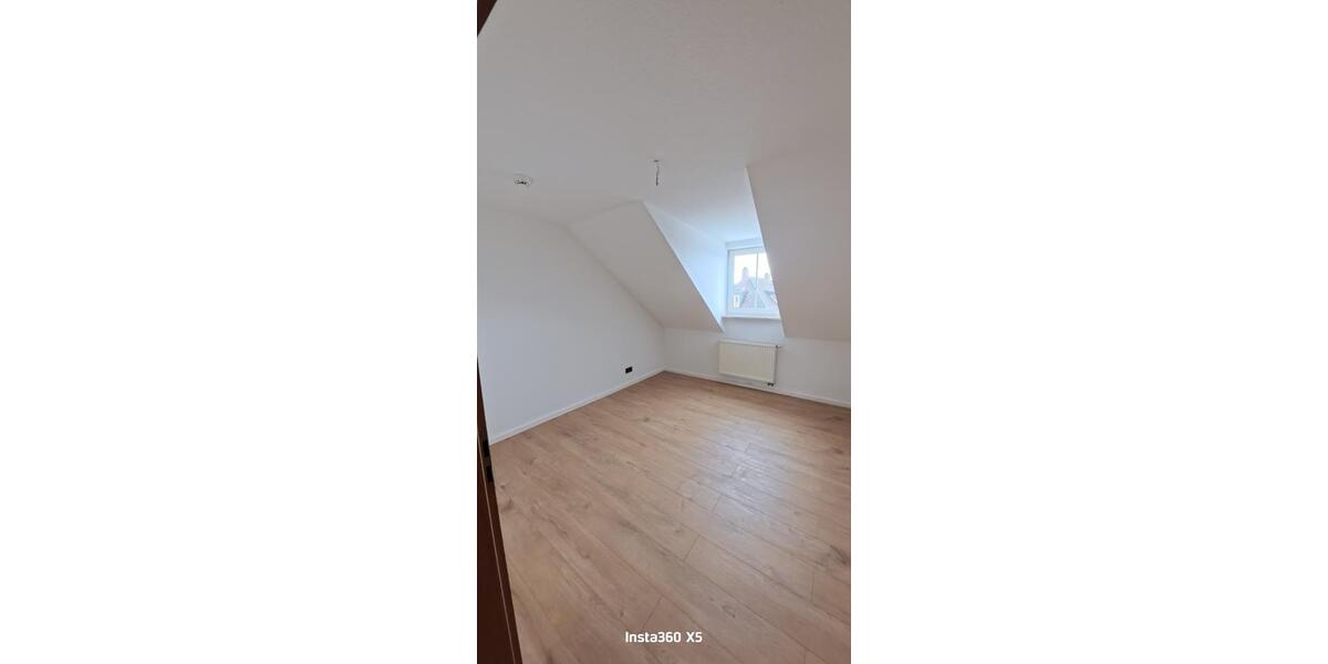Dachgeschoßwohnung Bayreuth Bernecker Straße / Insel / Riedelsberg - 2 Zimmer, 49 m&sup2;, 860&euro; | Angebot:25082331