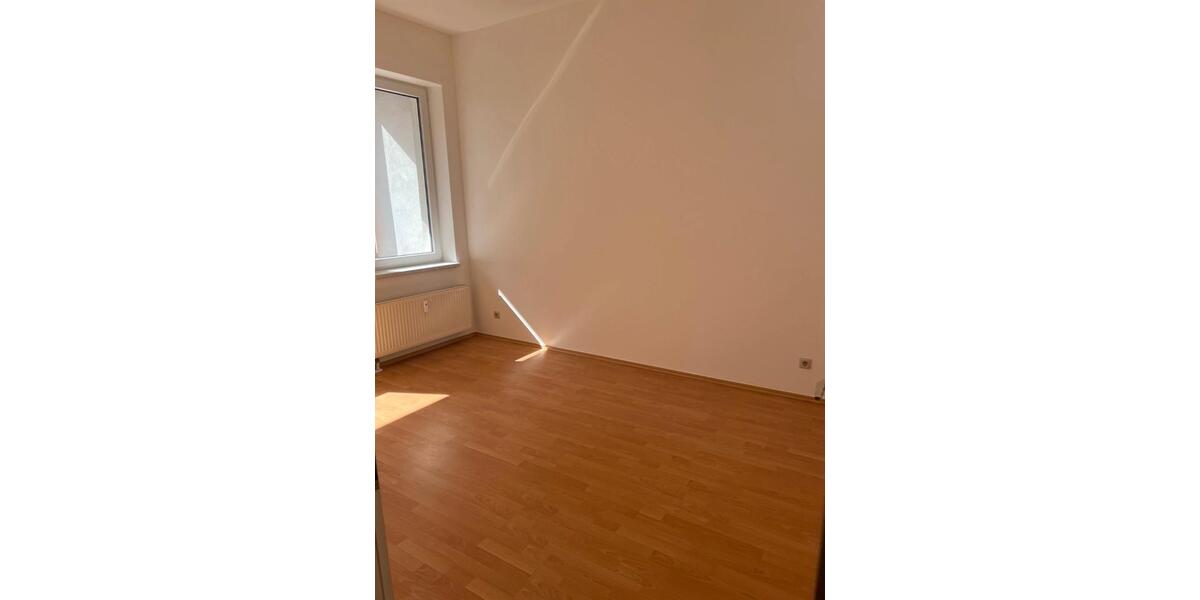 Hochparterre Meiningen - 2 Zimmer, 54 m&sup2;, 430&euro; | Angebot:26148450