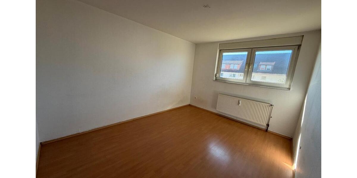 Etagenwohnung Zerbst (Anhalt) Leps - 2 Zimmer, 65 m&sup2;, 295&euro; | Angebot:26459504