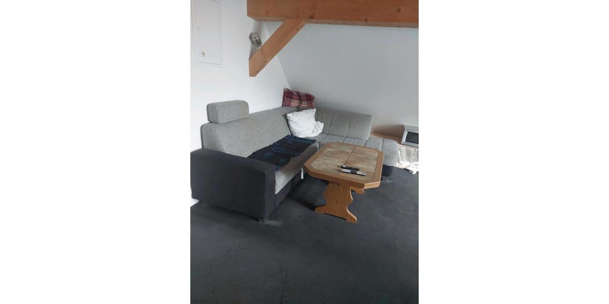 Dachgeschosswohnung 2 zimmer