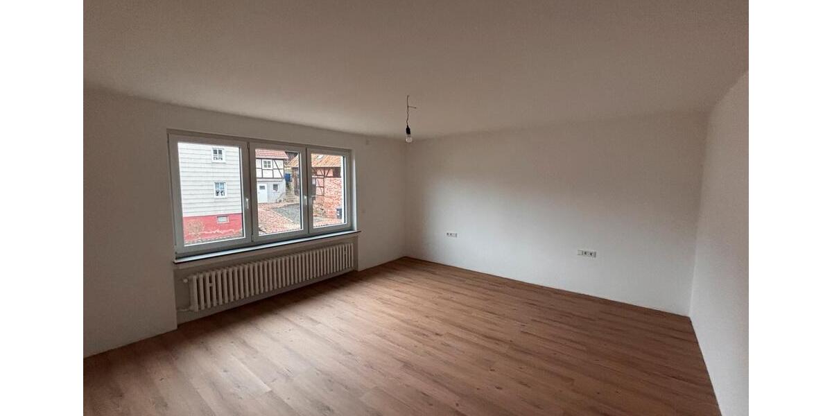 Erdgeschoßwohnung Bad Hersfeld - 3 Zimmer, 85 m&sup2;, 850&euro; | Angebot:25045919
