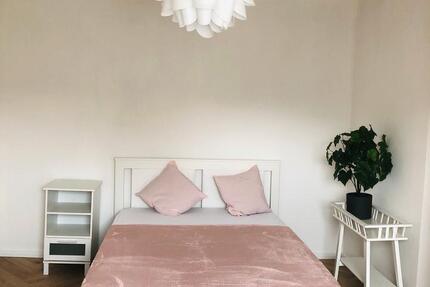 Wohnen auf Zeit Hof Altstadt - 1 Zimmer, 20 m&sup2;, 420&euro; | Angebot:24820313