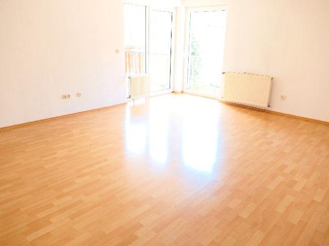 Etagenwohnung Lügde - 4 Zimmer, 95 m&sup2;, 415&euro; | Angebot:22714286