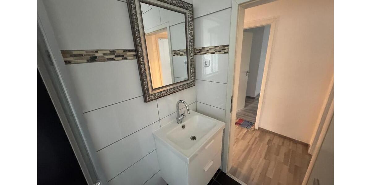 Hochparterre Wuppertal Gemarkung Langerfeld - 3 Zimmer, 74 m&sup2;, 900&euro; | Angebot:26563181