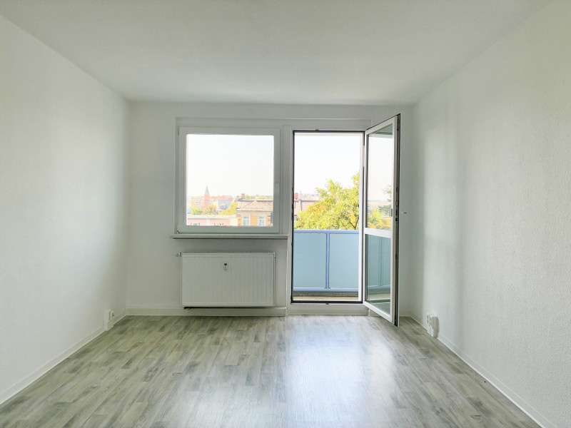 Wohnung zum Mieten in Plauen 295,15 € 56.65 m²