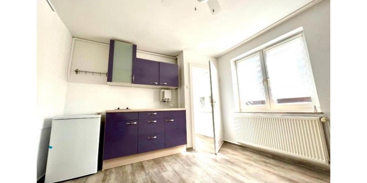 Dachgeschoßwohnung Hildesheim Itzum-Marienburg - 1 Zimmer, 28 m&sup2;, 300&euro; | Angebot:25162383