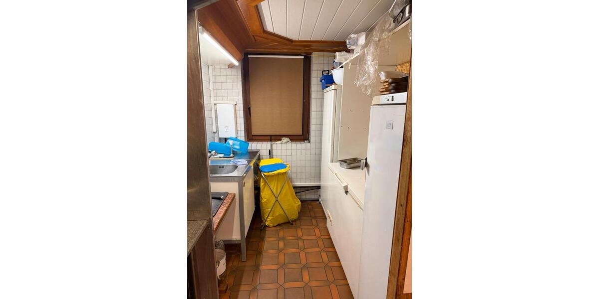 Imbiss zu vermieten – Neulingen – 400 € mtl. zimmer