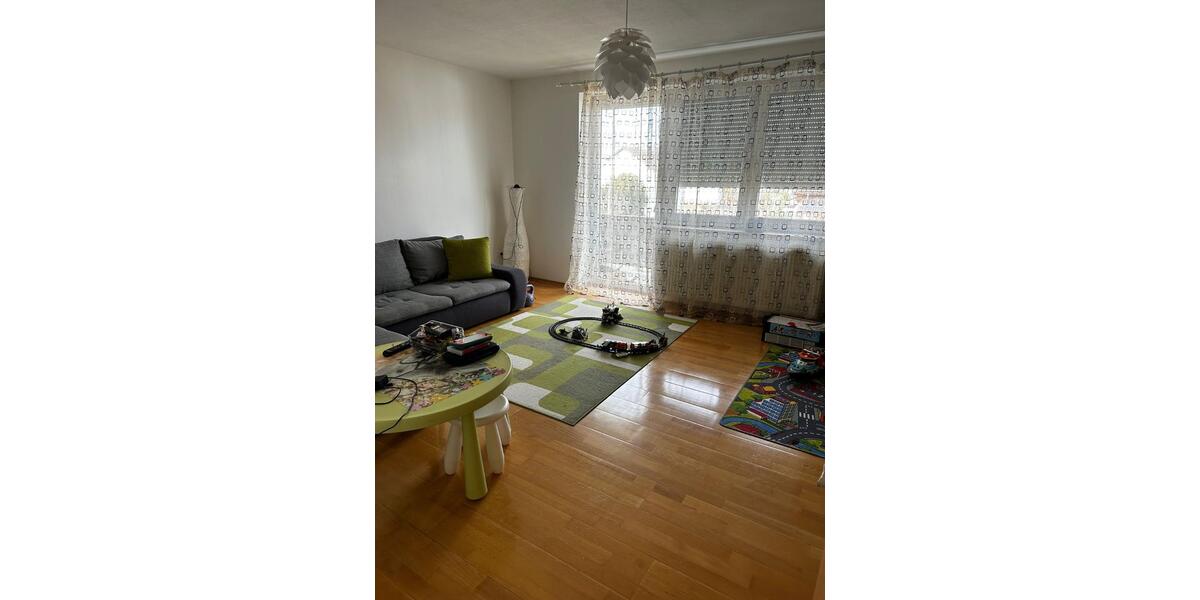 Etagenwohnung Plattling - 3 Zimmer, 75 m&sup2;, 700&euro; | Angebot:26022254