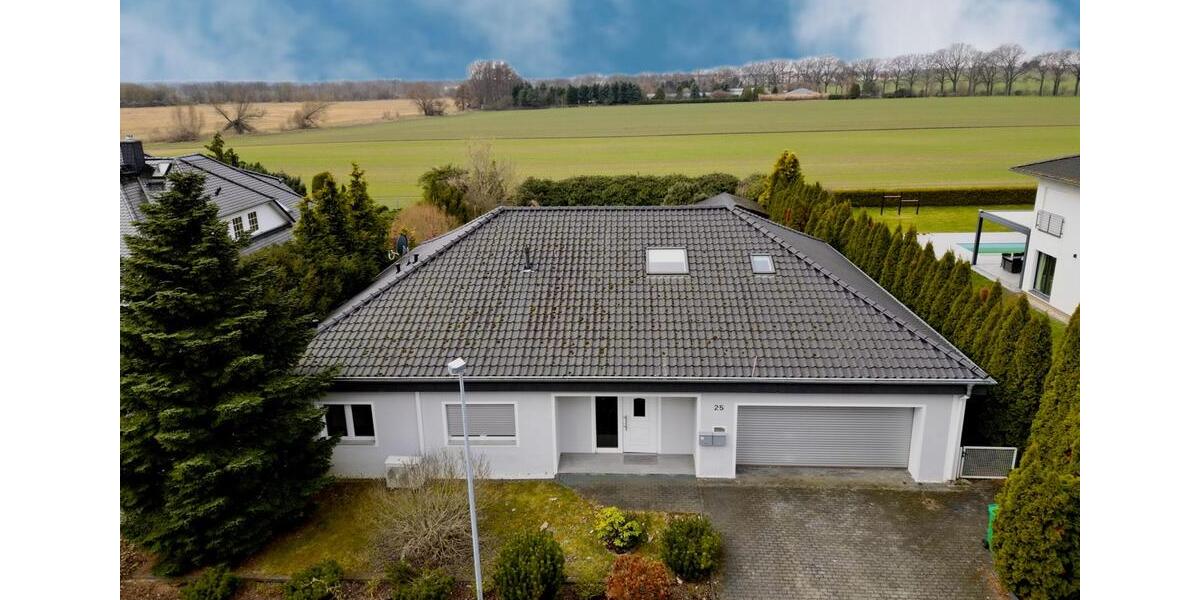 Leben und Arbeiten in Großziethen – Zweifamilienhaus mit großem Garten und Gewerbeeinheit 6 zimmer