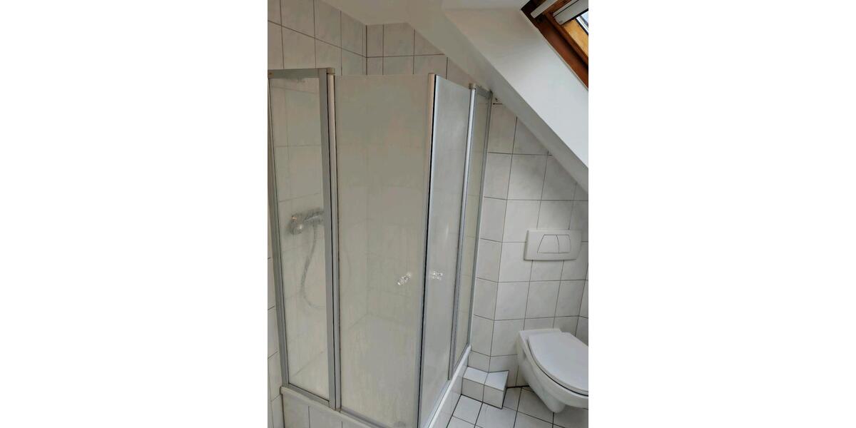 Dachgeschoßwohnung Hamminkeln - 3 Zimmer, 30 m&sup2;, 390&euro; | Angebot:26623769