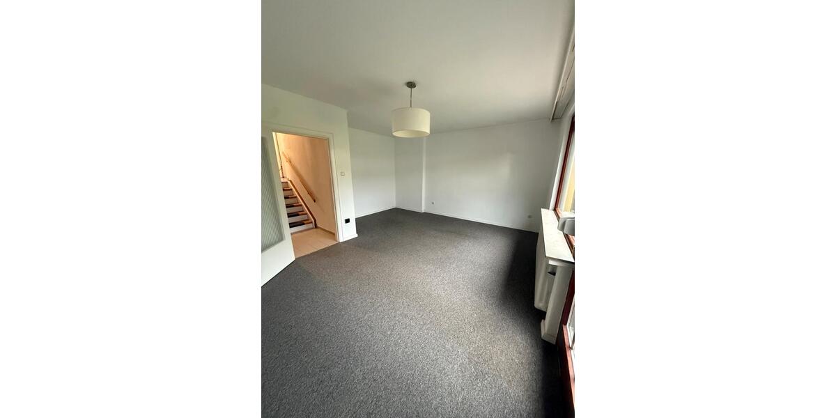 Reihenhaus Buxtehude - 4 Zimmer, 100 m&sup2;, 1.350&euro; | Angebot:26495797