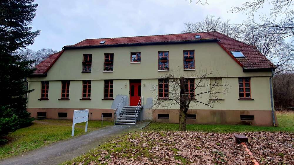 Etagenwohnung Schlaubehammer Schlaubehammer - 4 Zimmer, 130 m&sup2;, 890&euro; | Angebot:27112018