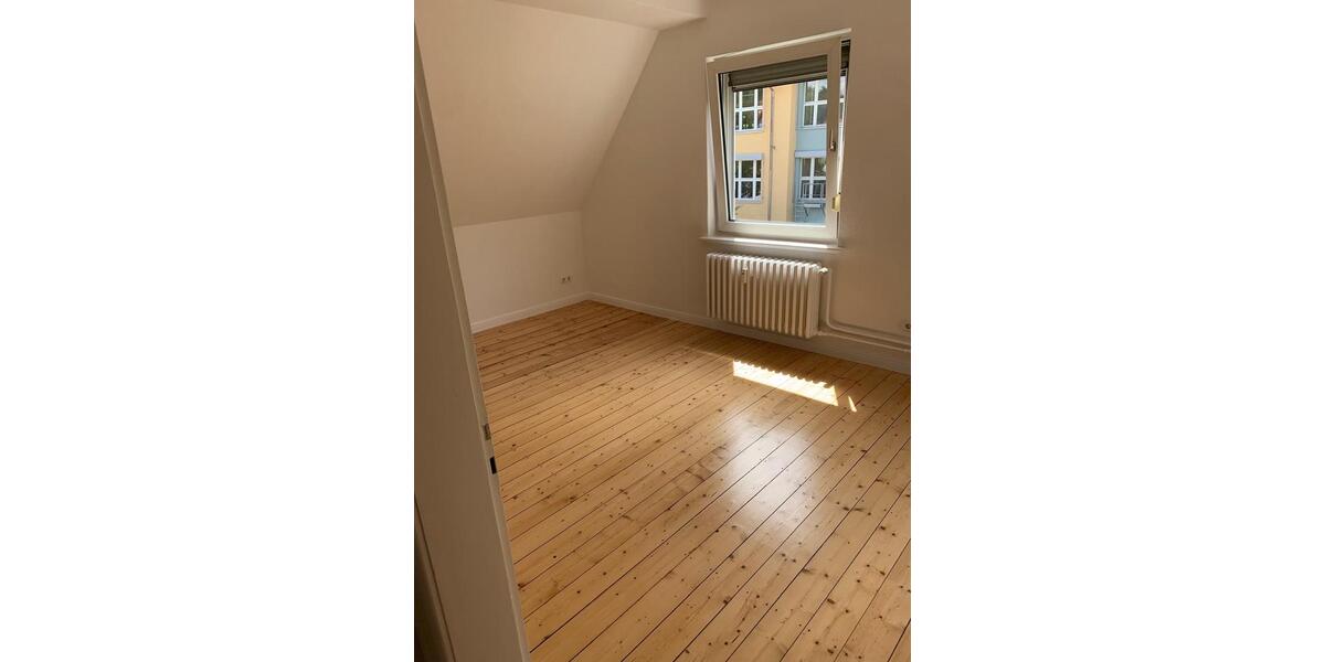 Großzügige 5-Zimmer-Wohnung Altbau mit Balkon in Northeim 5 zimmer