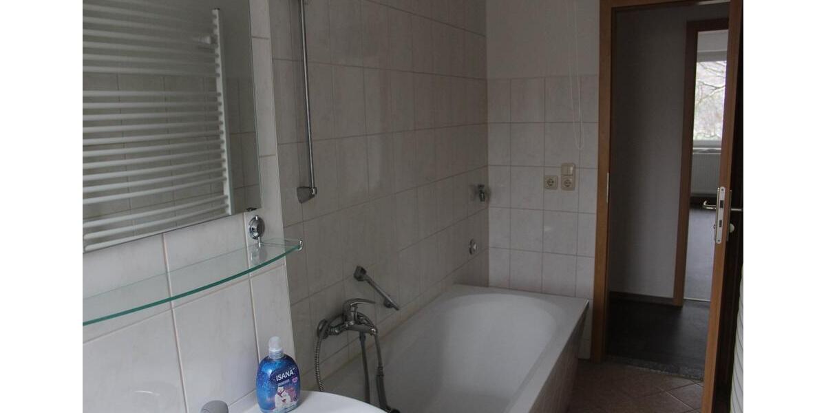 Etagenwohnung Grünhainichen - 3 Zimmer, 62 m&sup2;, 372&euro; | Angebot:21977968