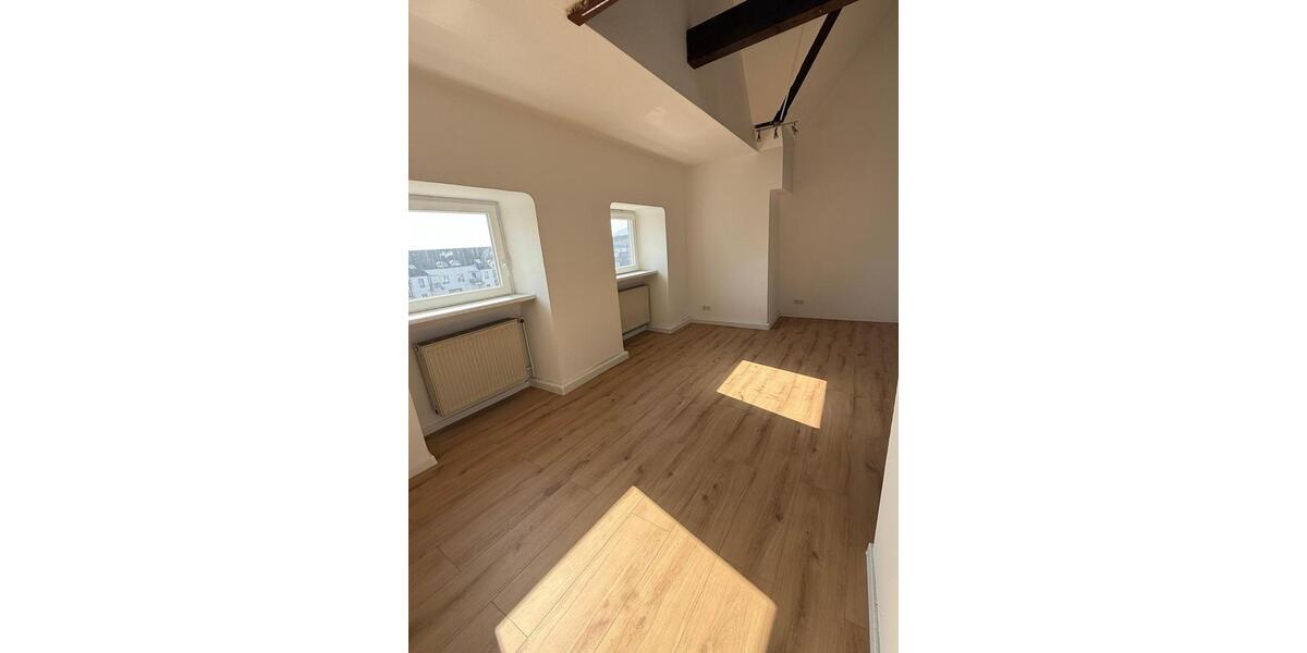 Etagenwohnung Dillingen (Saar) - 3 Zimmer, 108 m&sup2;, 870&euro; | Angebot:26586689