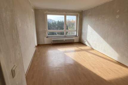 Wohnung mit Loggia und Weitblick ins Grüne. Neunkirchen, Am Wäldchen 6 2 zimmer