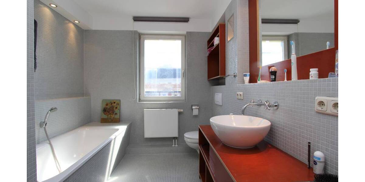 Etagenwohnung Hamburg Eppendorf - 2 Zimmer, 73 m&sup2;, 1.464&euro; | Angebot:26191542