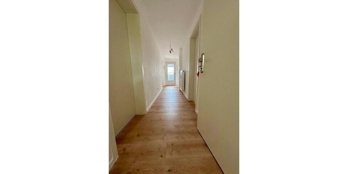 Dachgeschoßwohnung Bensheim - 3 Zimmer, 68 m&sup2;, 850&euro; | Angebot:24774668