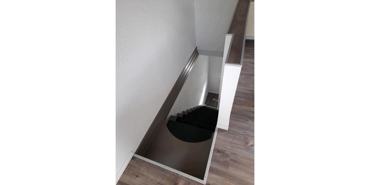 Maisonettenwohnung Leuna - 2 Zimmer, 75 m&sup2;, 525&euro; | Angebot:26089789