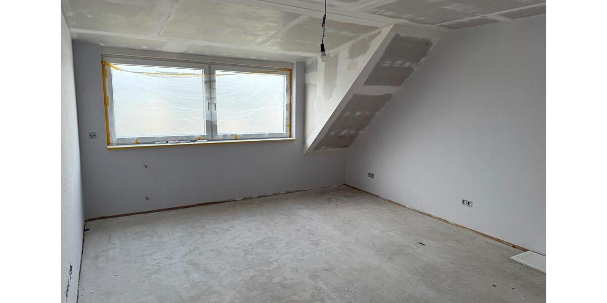 Erdgeschoßwohnung Hennef (Sieg) - 3 Zimmer, 112 m&sup2;, 1.400&euro; | Angebot:26008434