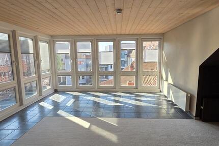 Wohnung Erfurt - 2 Zimmer, 128 m&sup2;, 1.200&euro; | Angebot:26492734