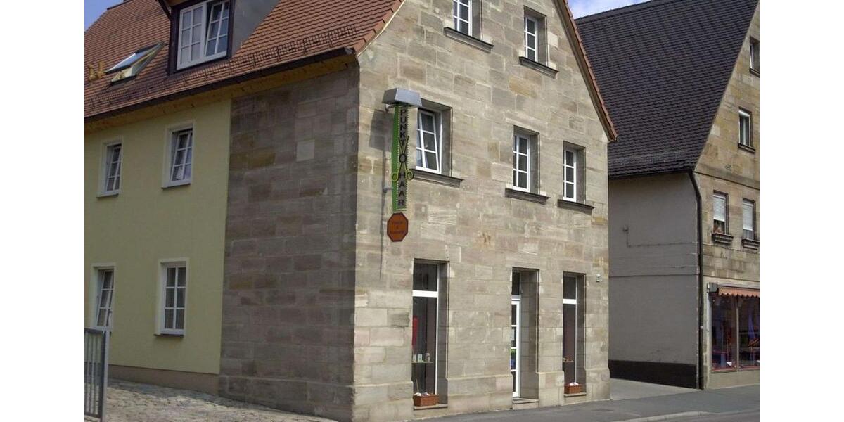 Burgfarrnbach-FÜ: 3 ZW, 90qm+30 qm Terasse, 34 qm WZ mit 4Fenster 3 zimmer