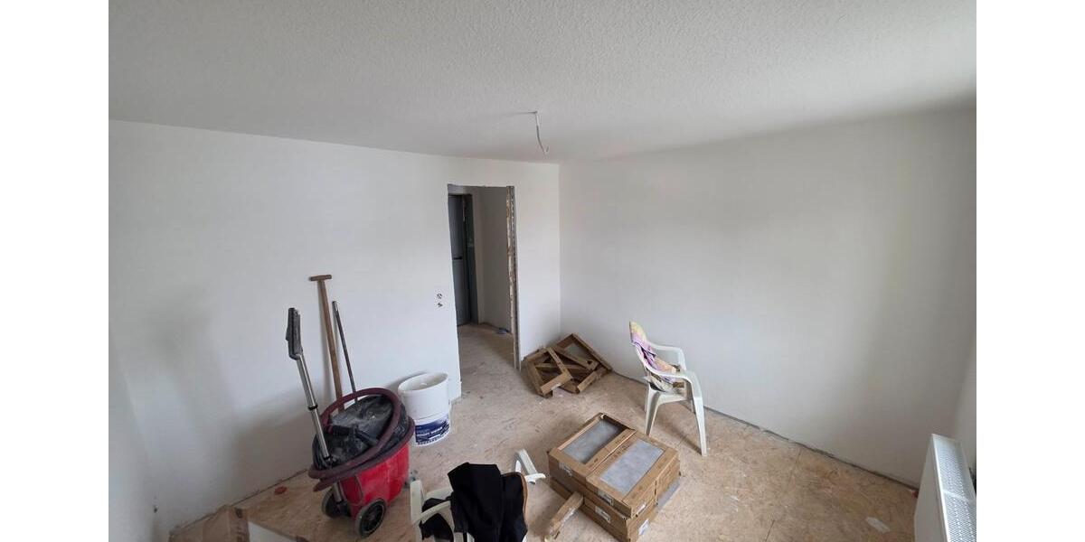 Dachgeschoßwohnung Böhlen - 3 Zimmer, 72 m&sup2;, 648&euro; | Angebot:24770522